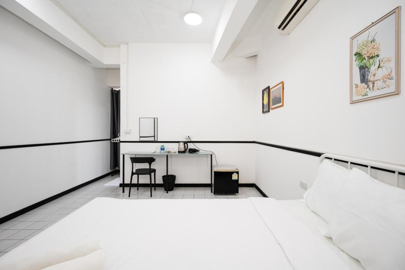 Go Inn Mrt Hua Lamphong Yaowarat Bangkok Exterior photo