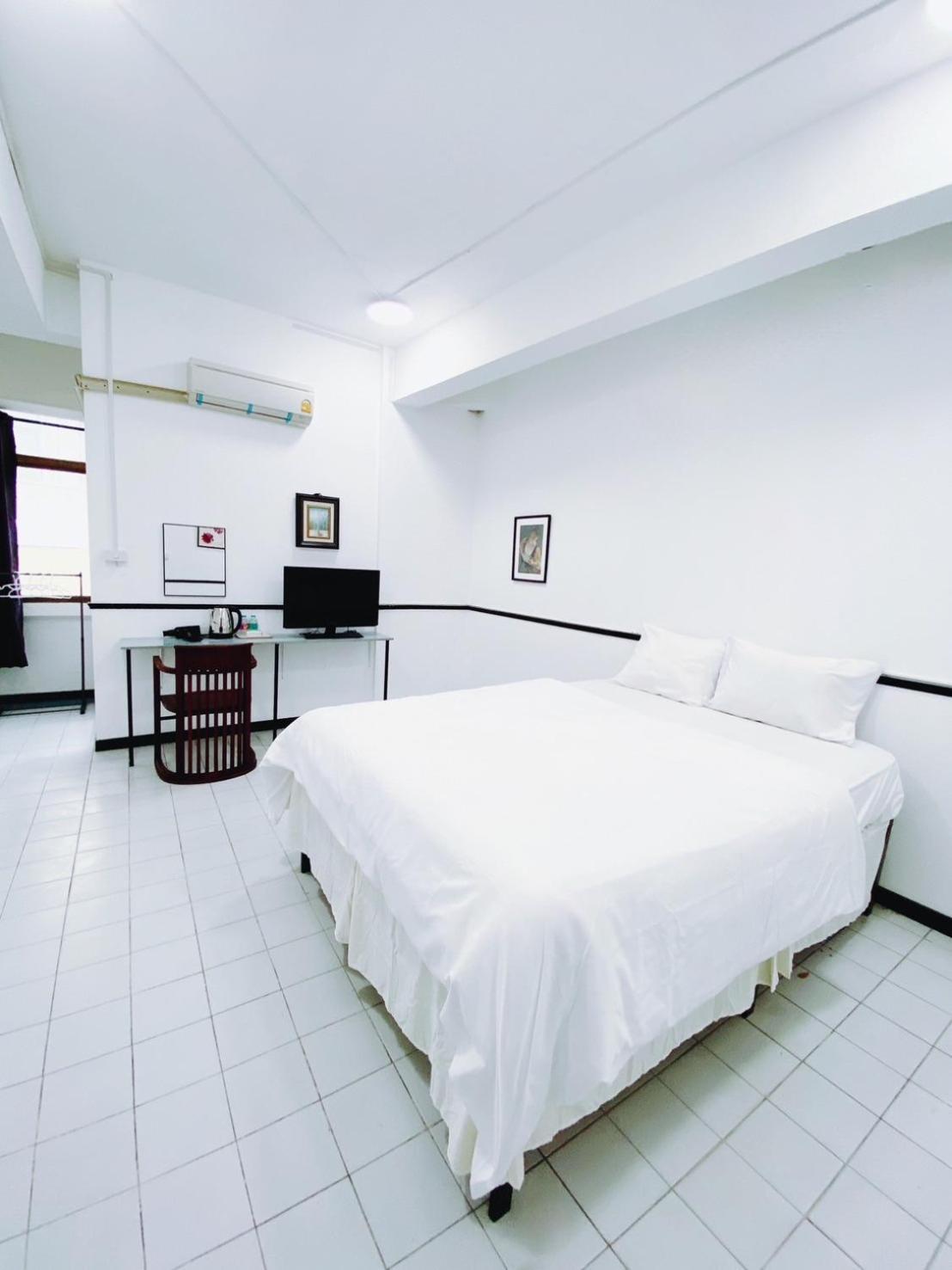 Go Inn Mrt Hua Lamphong Yaowarat Bangkok Exterior photo